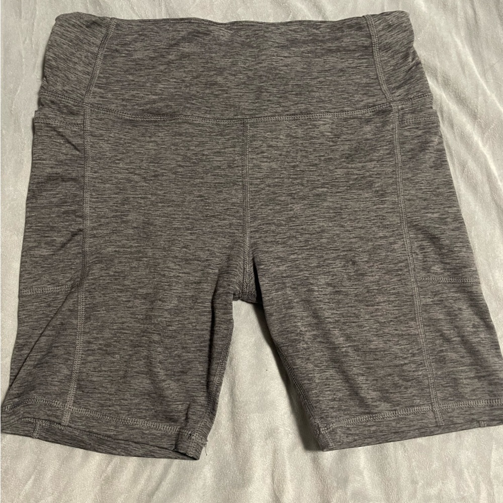Athletic Women Grey Biker Shorts
